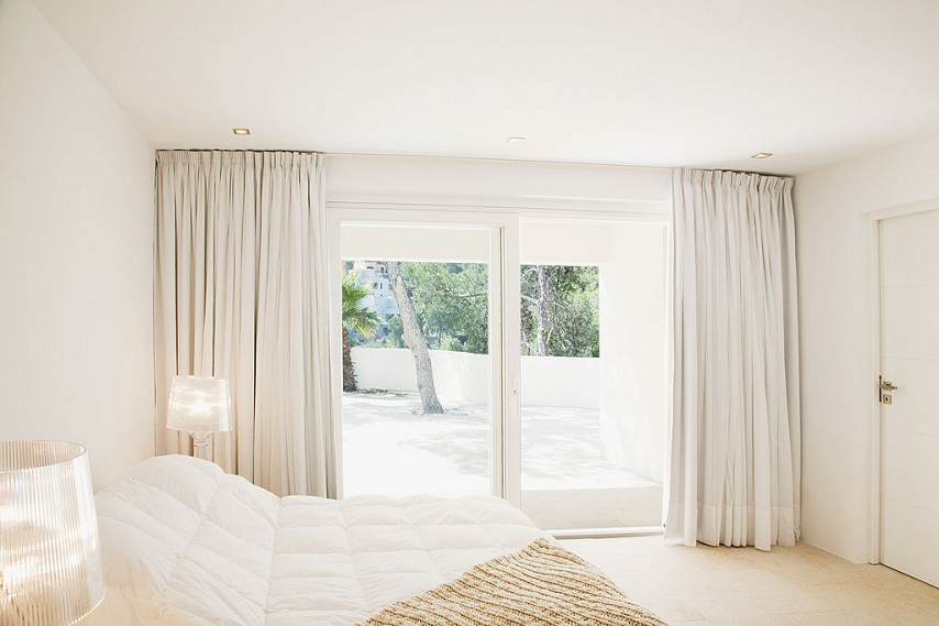 bedroom-curtain
