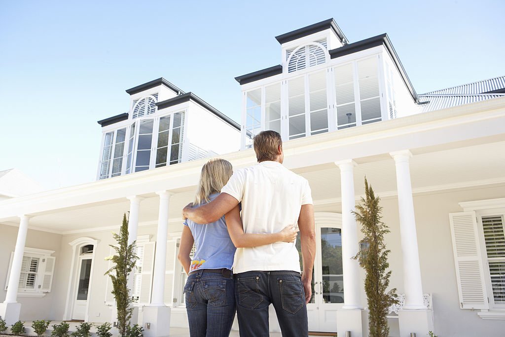 Should You Buy or Build Your Dream Home