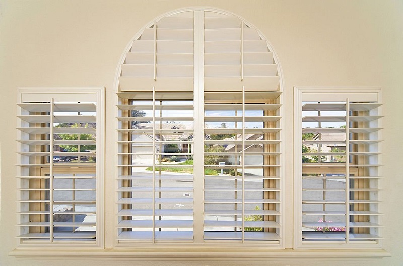 Why People Use The New Age Shutters And Blinds In Their Home?
