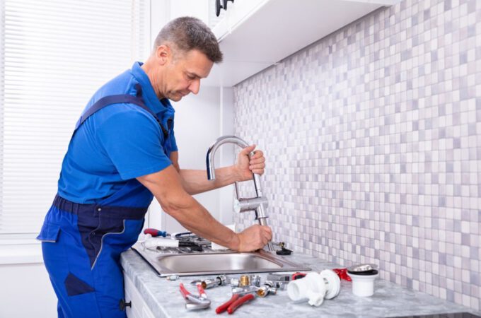 How Emergency Plumbers Can Save Your Home and Sanity